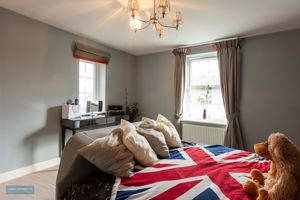 Bedroom- click for photo gallery